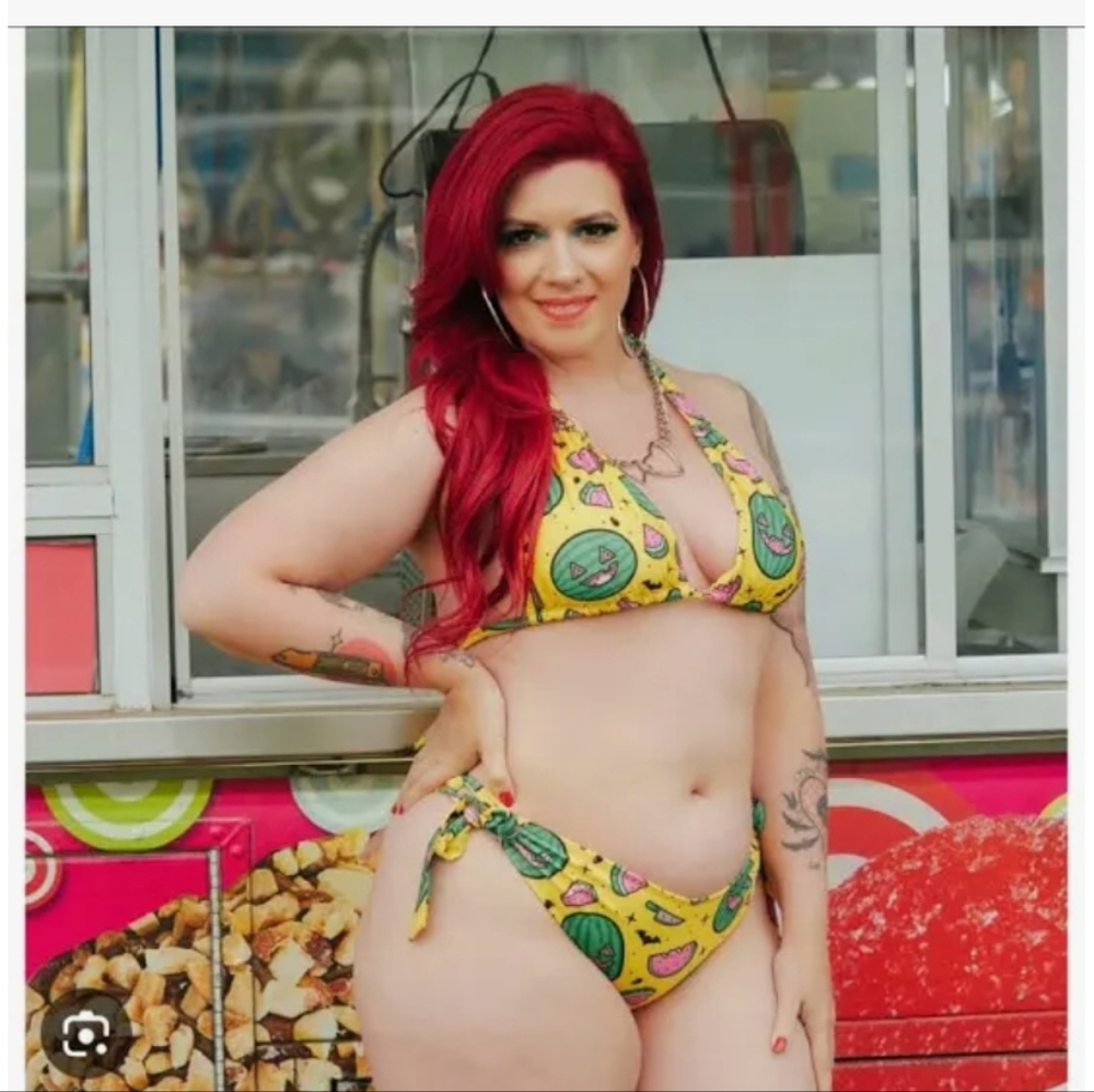 Sourpuss Spooky Melons Scrunch Bikini in 3XL - Picture 5 of 6
